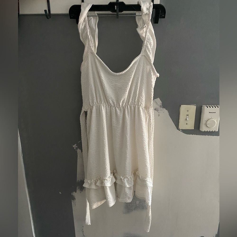 Caution to the Wind Ruffle Sleeveless Mini Dress Ribbed Stretch Belt White Sz M